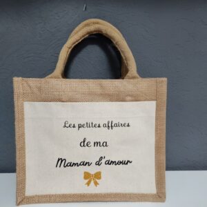 Cabas personnalisé Maman en jute « Les petites affaires de ma Maman d’amour »